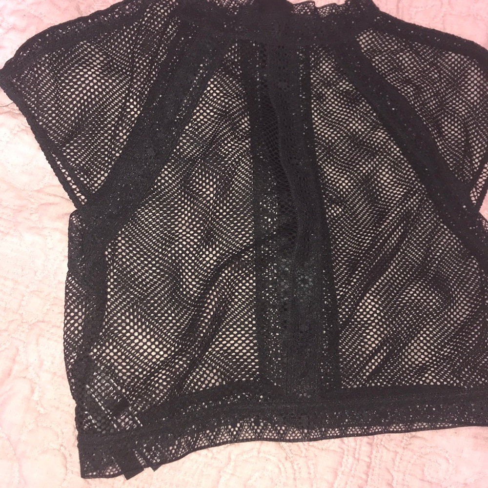 Sexy, versatile croptop